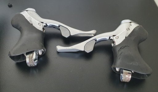 Shimano ST-7400 (4).jpg
