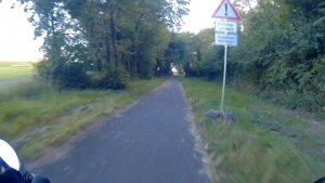 EinVorgeschriebenerRadweg_zumSchieben.jpg