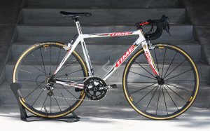 TIME-VXRS-Ulteam-Bettini-Limited-Edition.jpg