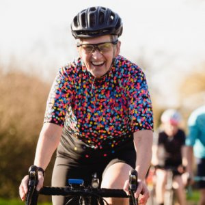 dhb-MODA-Women-s-Short-Sleeve-Jersey-Speckle-Jerseys-Black-Multi-SS20-RC0104BLACK-MULTIUK-6-7.jpg