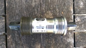 Shimano BB-UN52.jpg