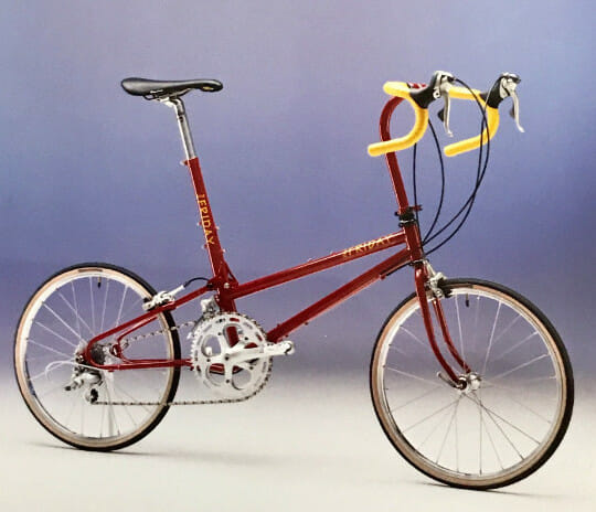 002-colorful-old-bike.jpg