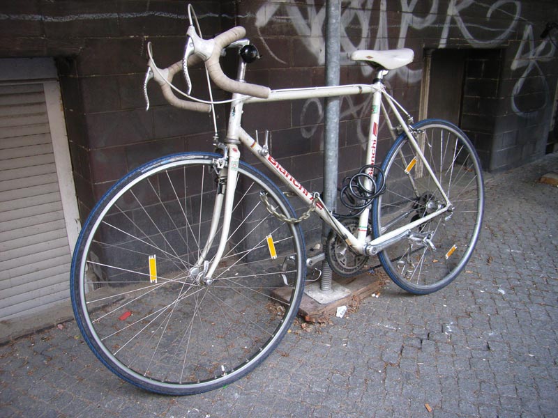 bianchi-bianco-01.jpg
