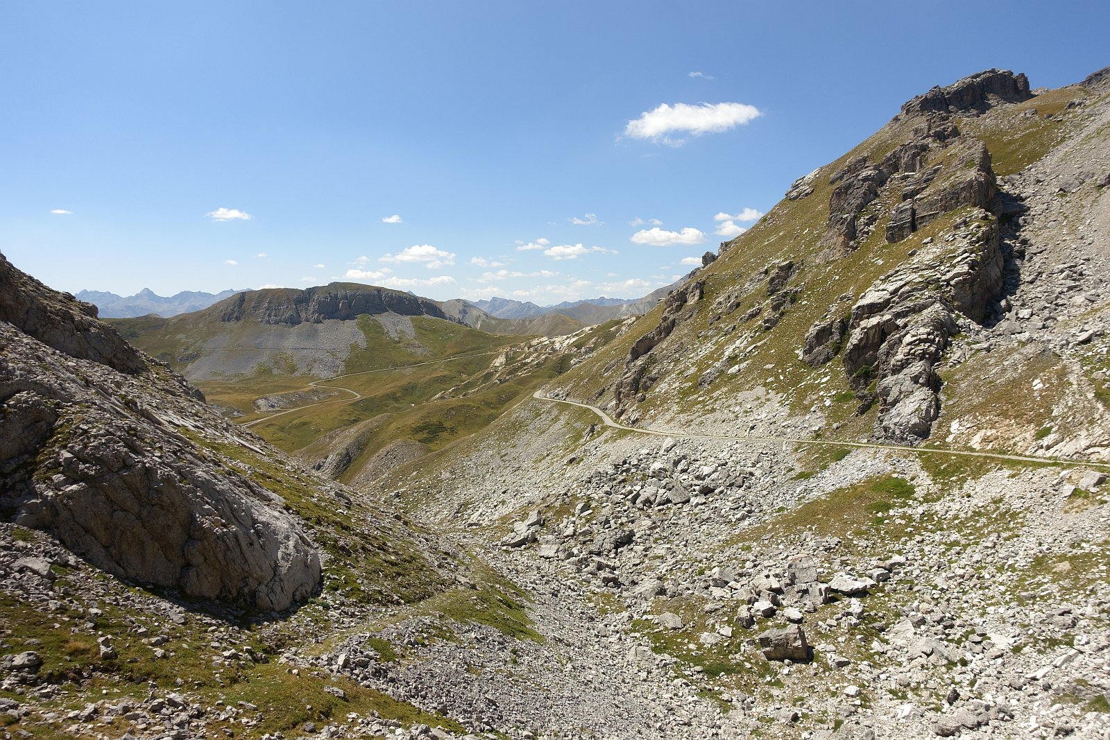 594654-5a672tvra8gi-2023_08_2213_26_22_1600p-original.jpg