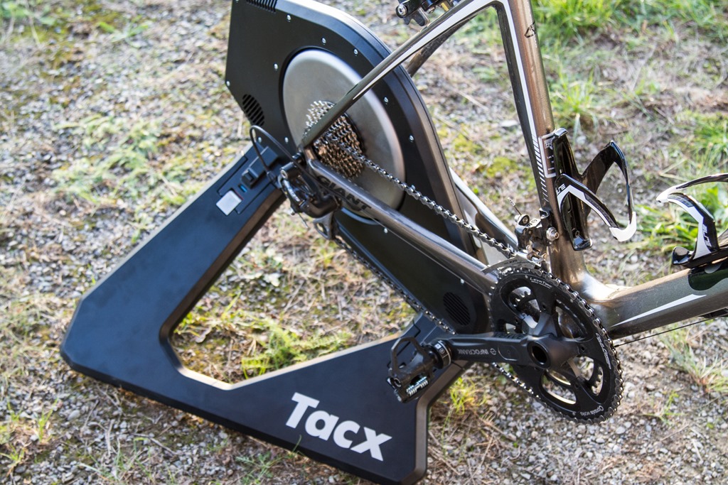 journalist Misbruik Gering TACX NEO directDrive Trainer | Rennrad-News.de