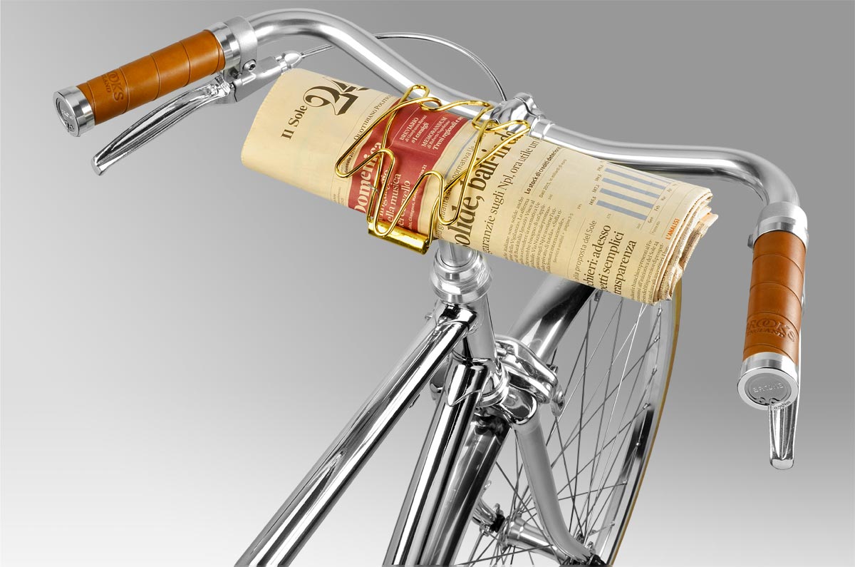 Portagiornale-Cigno-Uomo-Classic-Oro.jpg