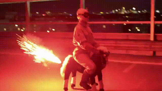 hornoxe.com_gifdump192_26.gif