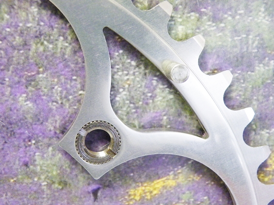 Campagnolo-C-record-BCD135-chainring-52AS.jpg
