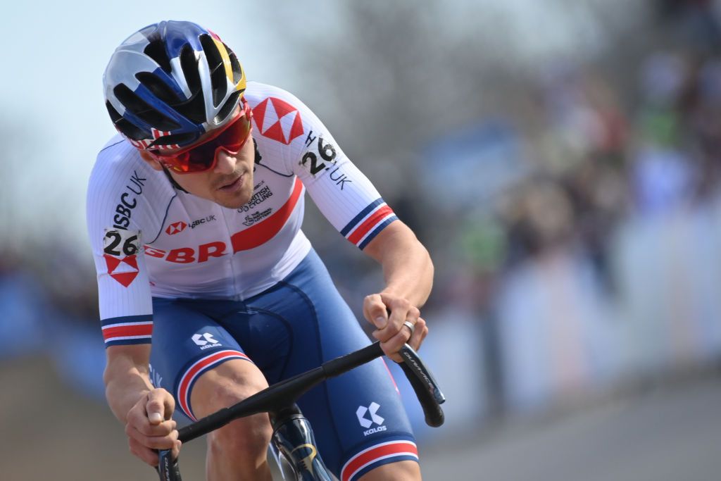 www.cyclingnews.com