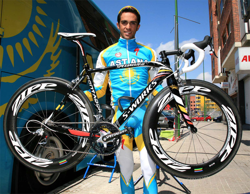 Vuelta-a-Castilla-y-Leon-2010-Alberto-Contador-bike-01.jpg