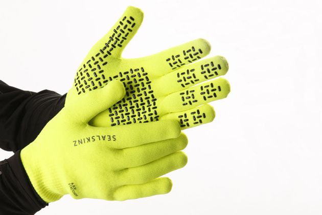 SealSkinz-Ultra-Grip-Gloves-630x419.jpg