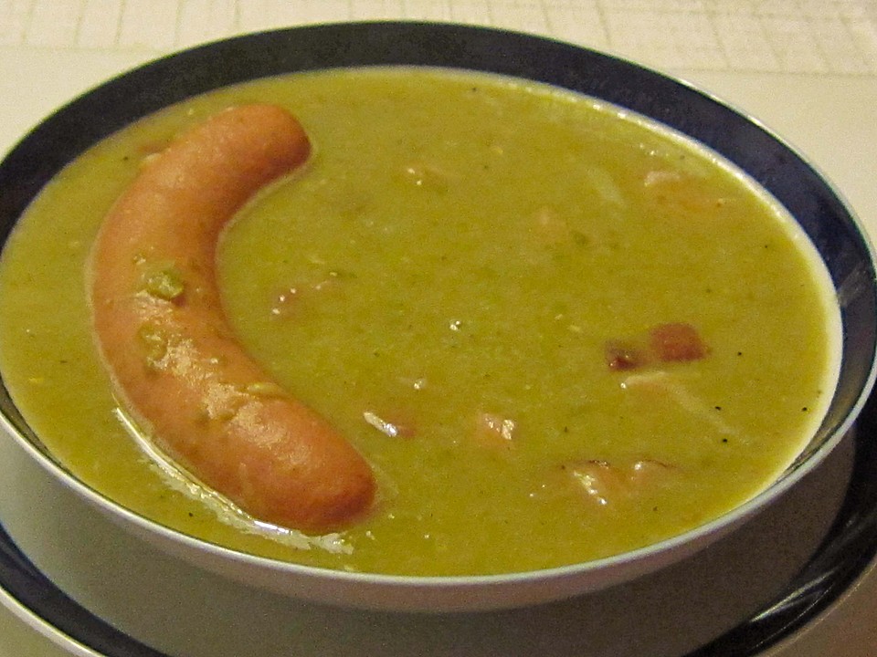 743171-960x720-gruene-erbsensuppe-mit-bockwurst.jpg