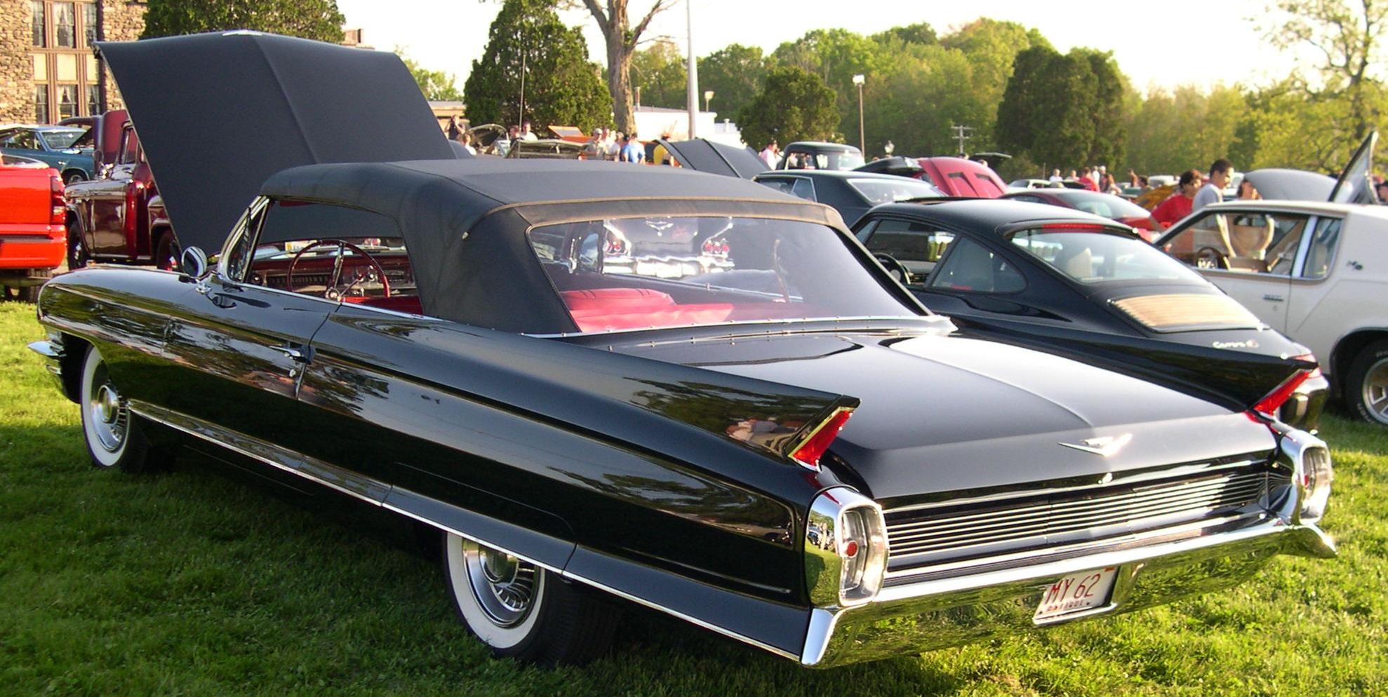 1962_Cadillac_Series_62_Convertible.jpg