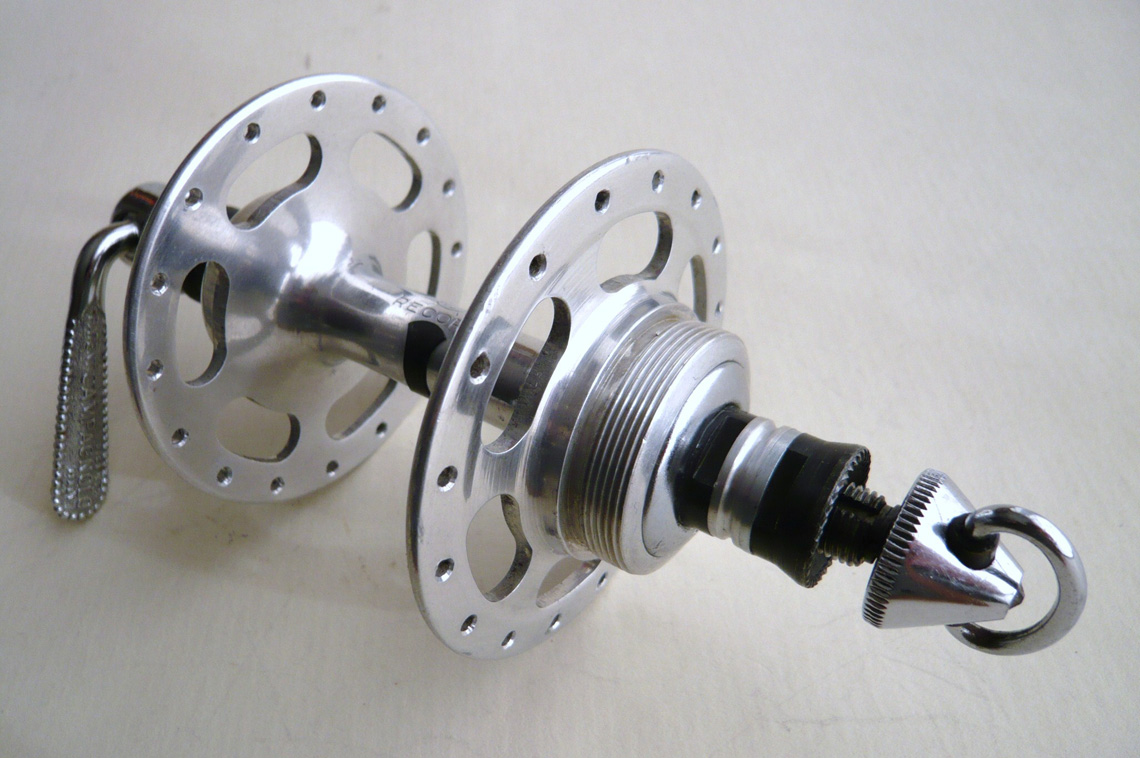 Campagnolo-Hubset-High-Flange-8.jpg