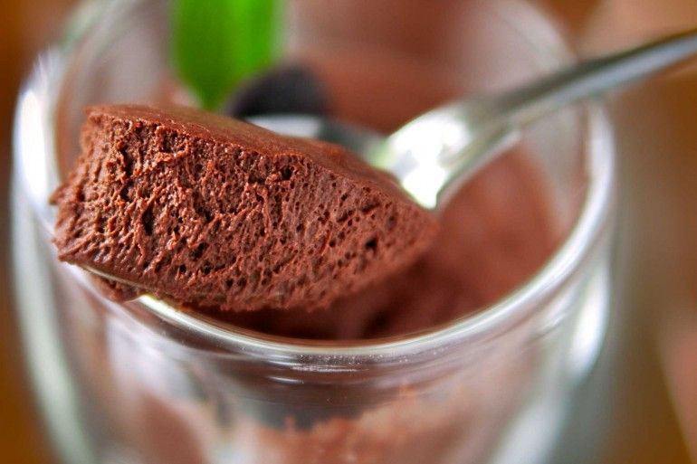 Mousse-au-chocolat-2-1920-770x513.jpg