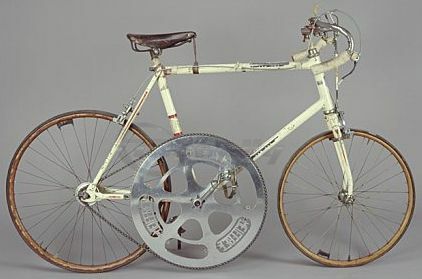 porsche-935-coup-fahrrad-weltrekordversuch-1978-spark.jpg