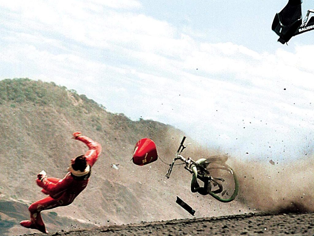 eric-barones-spectacular-bike-crash.jpg