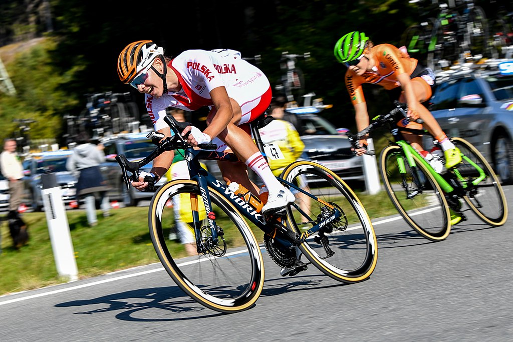 1024px-20180929_UCI_Road_World_Championships_Innsbruck_Women_Elite_Road_Race_Anna_Plichta_850_7789.jpg