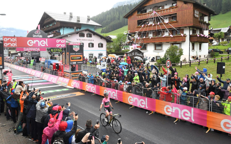 Giro d’Italia 2018 – Etappe 15: Yates schafft den Hattrick beim Giro