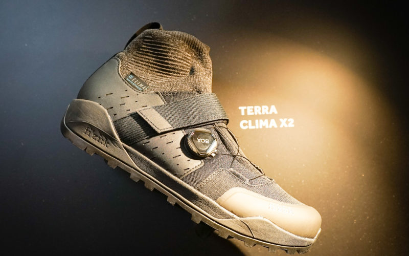Neue Fizik Terra X2-Serie: SPD-Schuhe für Gravel, Kälte und Regen