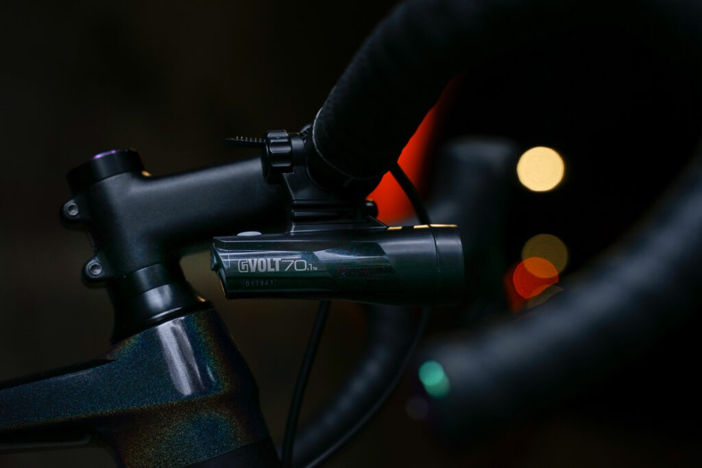 Cateye Gvolt 70.1 LED Fahrradlicht mit SP-Outfront Halter (StVZO)