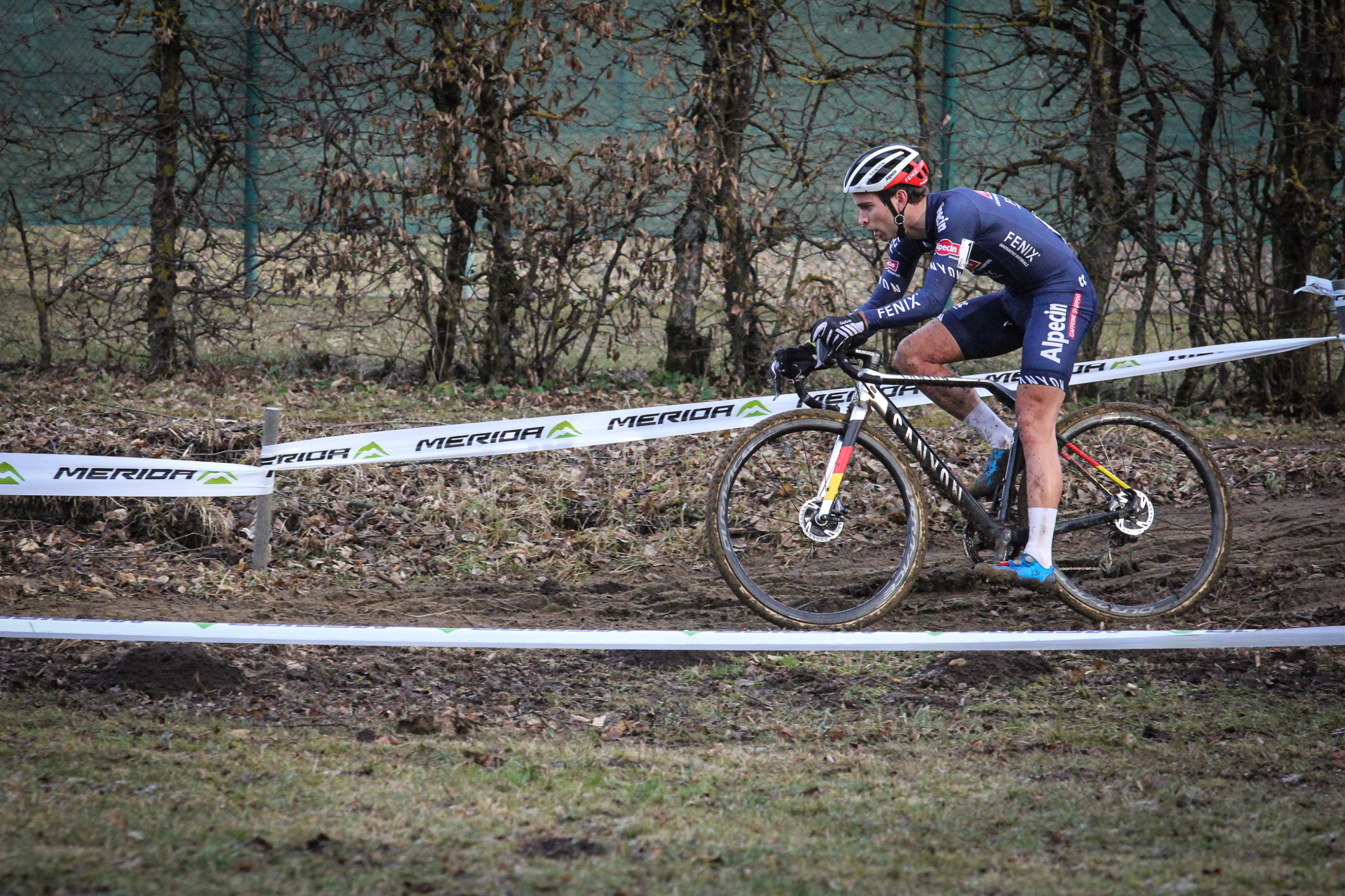 Wahoo Rival Cross Premiere: Live Stream der Elite CX-Rennen