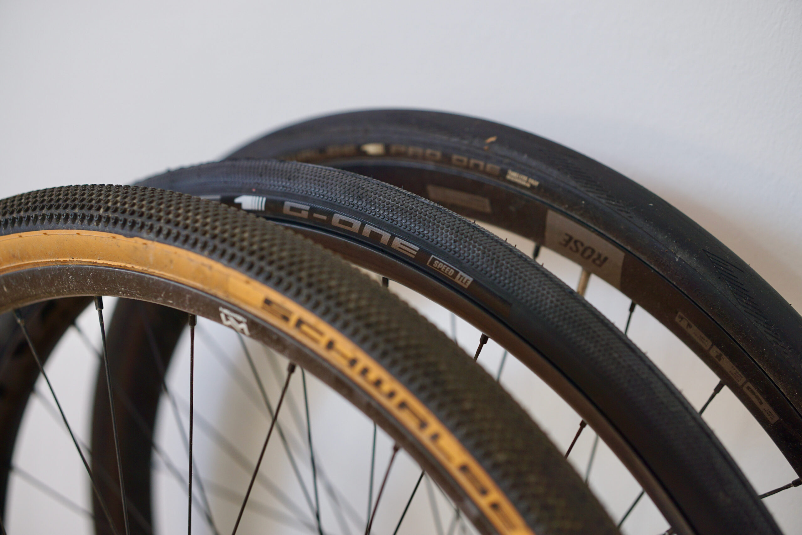 Frage des Tages: Kann das Gravelbike mit einem Rennrad mithalten?