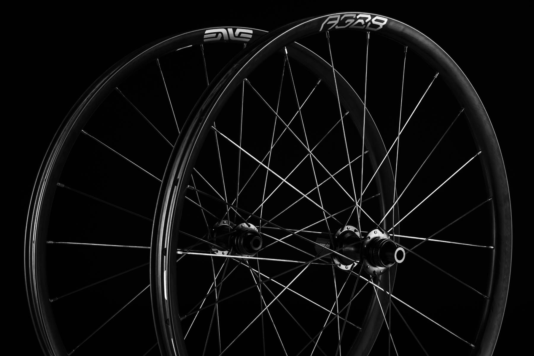 Neue Enve AG25 und AG28 Gravel Laufräder: Mehr Felgenbreite für viel Freiheit