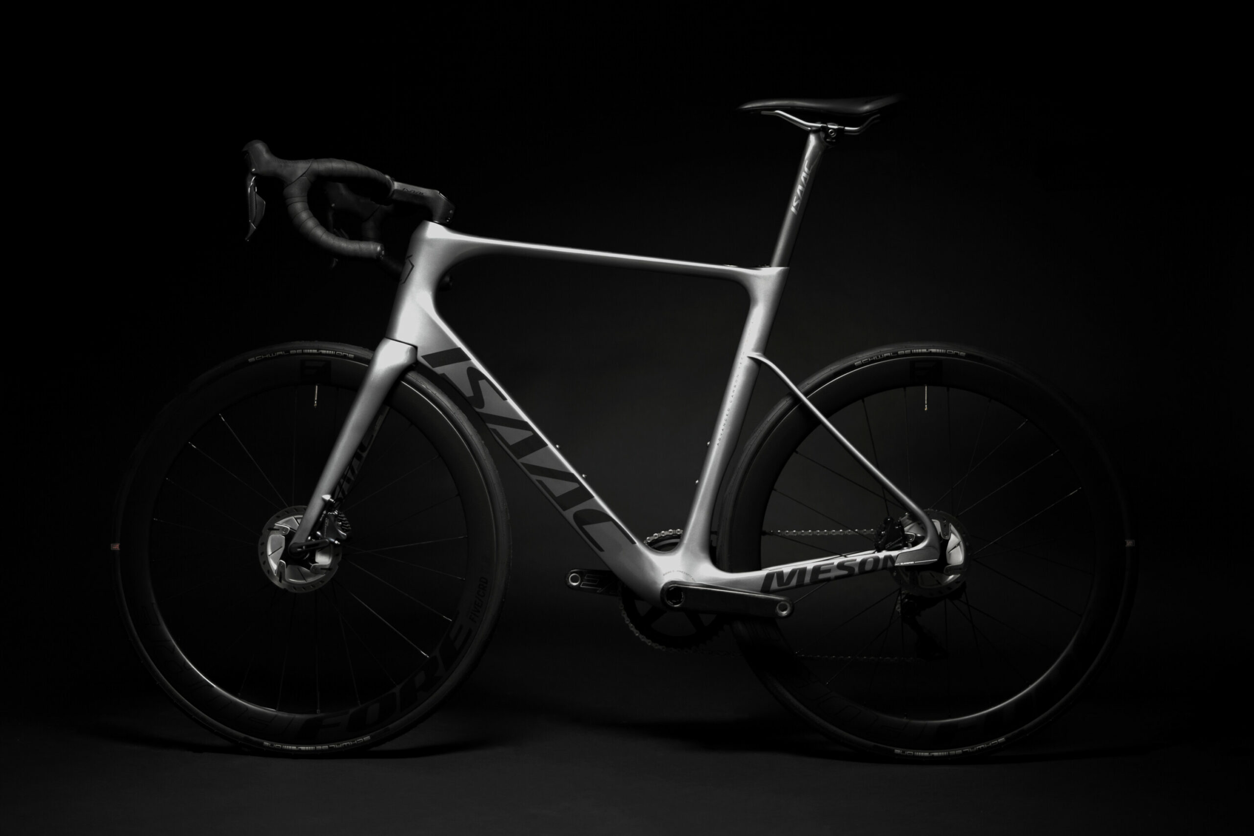 Isaac Meson Classified: Erstes Aero-Rennrad mit 2-Gang-Nabe