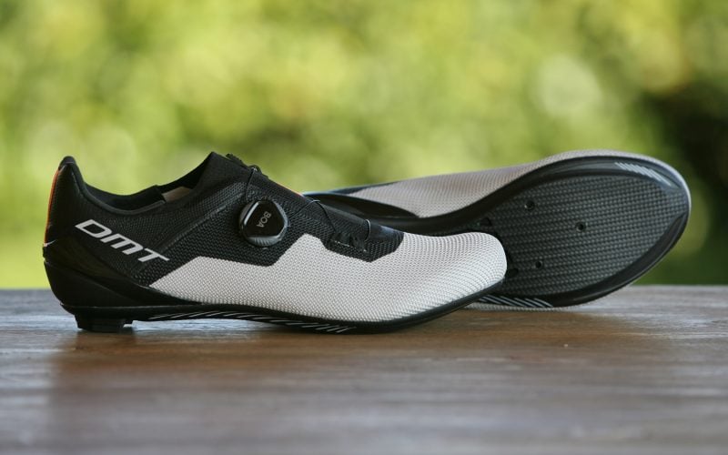 DMT KR4 Rennrad-Schuhe im Test: Einstieg in die Strickschuh-Technik
