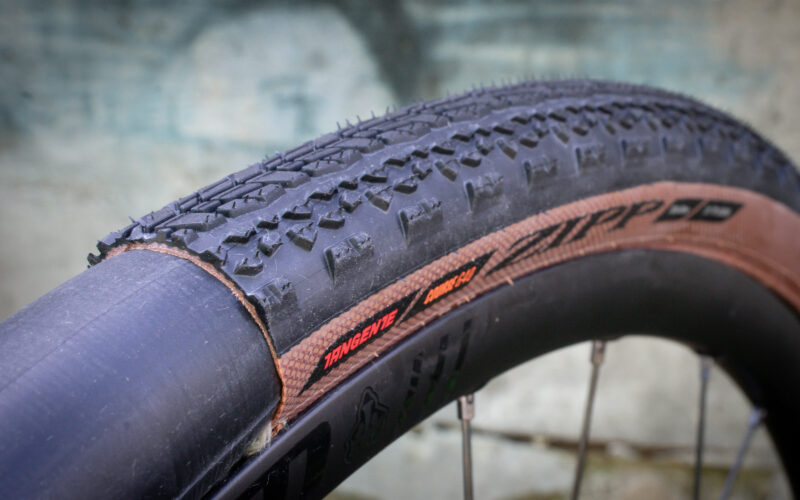 Zipp Tangente Course G40 Test:  Gravel Reifen – So gut wie teuer?