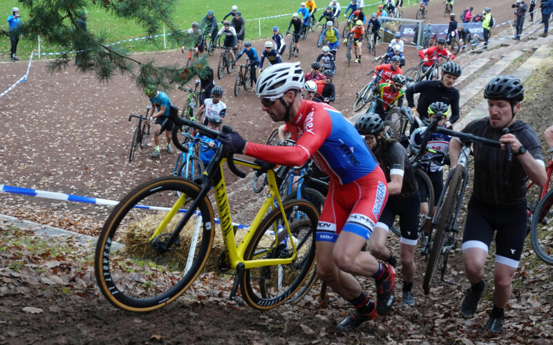 Bombtrack NRW Cross-Cup Bonn 2021/22: „Ein neues Lieblingsrennen“