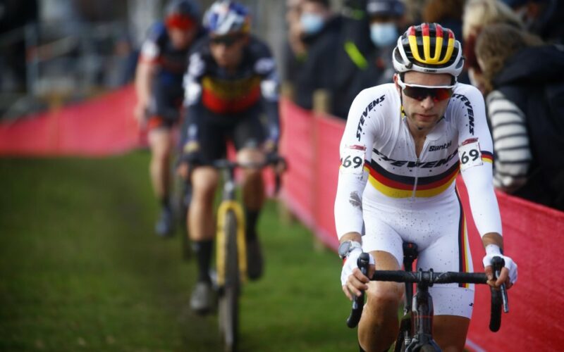 Deutsche Meisterschaften Cyclo-Cross 2022:  Meisen und Brandau holen die Titel