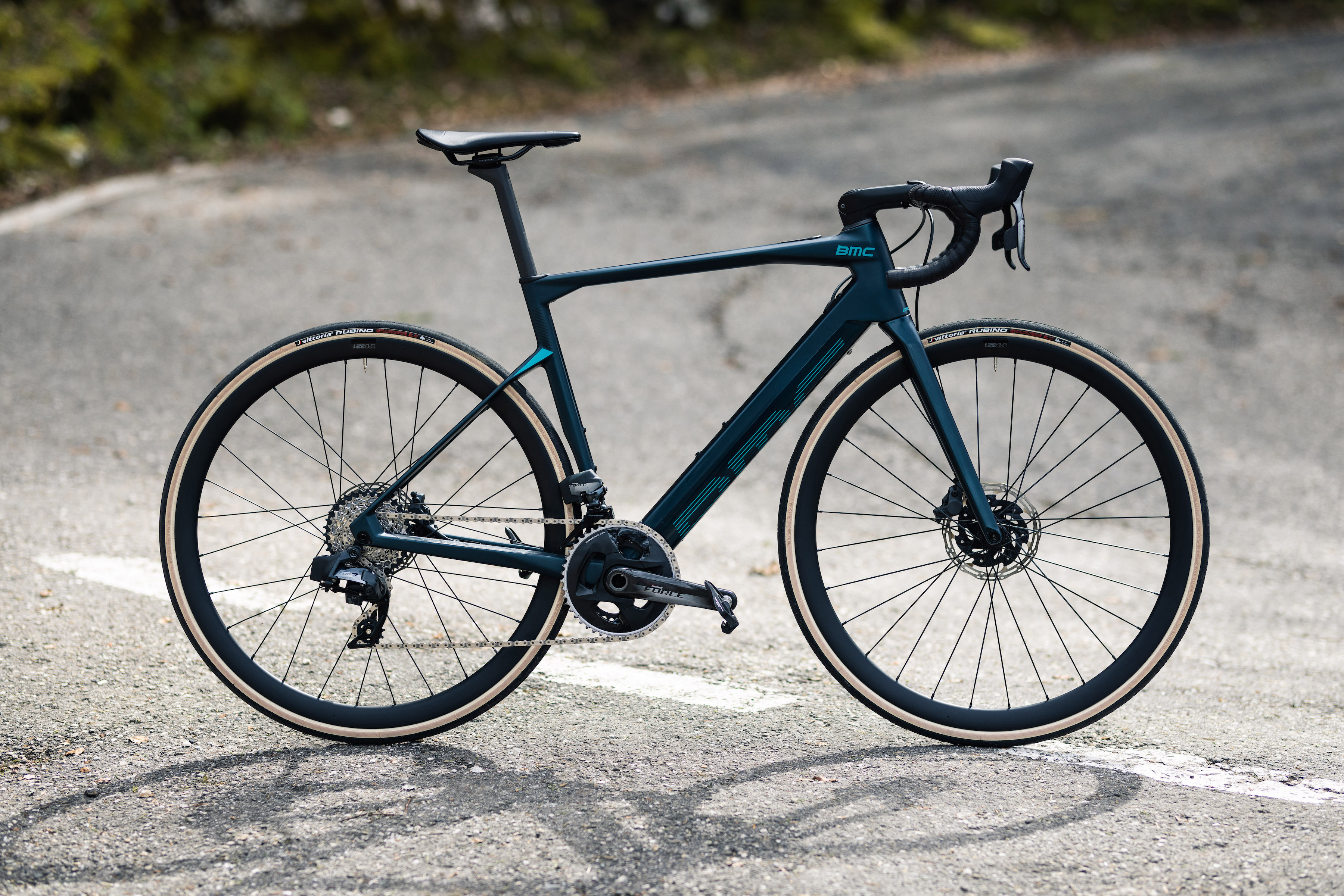 BMC Roadmachine AMP im Test E Rennrad f r Elektro Skeptiker