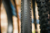 Eurobike 2022 – Gravel Reifen Neuheiten:  Schwalbe, Conti und Pirelli