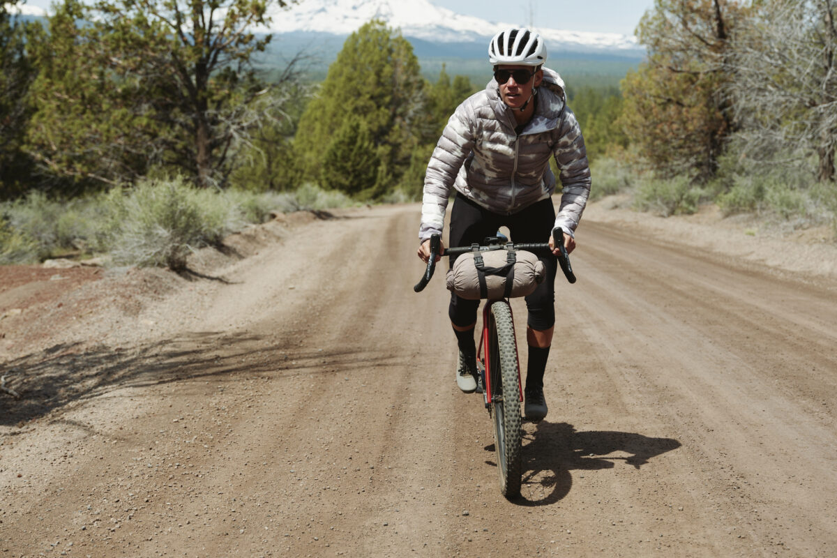 Neue Specialized Packable Down Jacket: In kleinem Packmaß steckt große Wärme