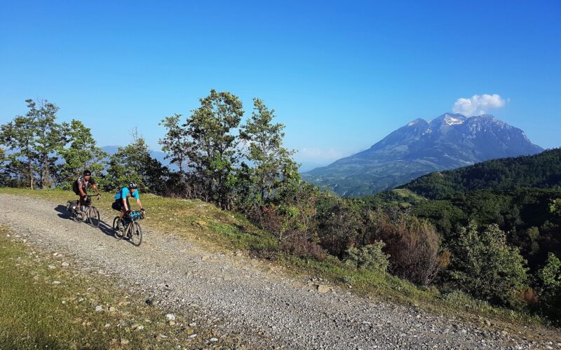 Bikepacking Albanien:  Meer, Berge und nette Menschen