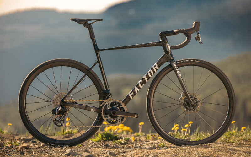 Neues Factor O2 VAM: Aero-optimiertes Kletter-Bike mit 6,2 kg