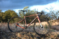 Rocky Mountain Solo Gravel Bike im Test: Leichtes Spiel auf schwerem Schotter