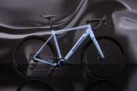Neues Bombtrack Hook EXT C 2023: Gravel Bike mit Transportgabel