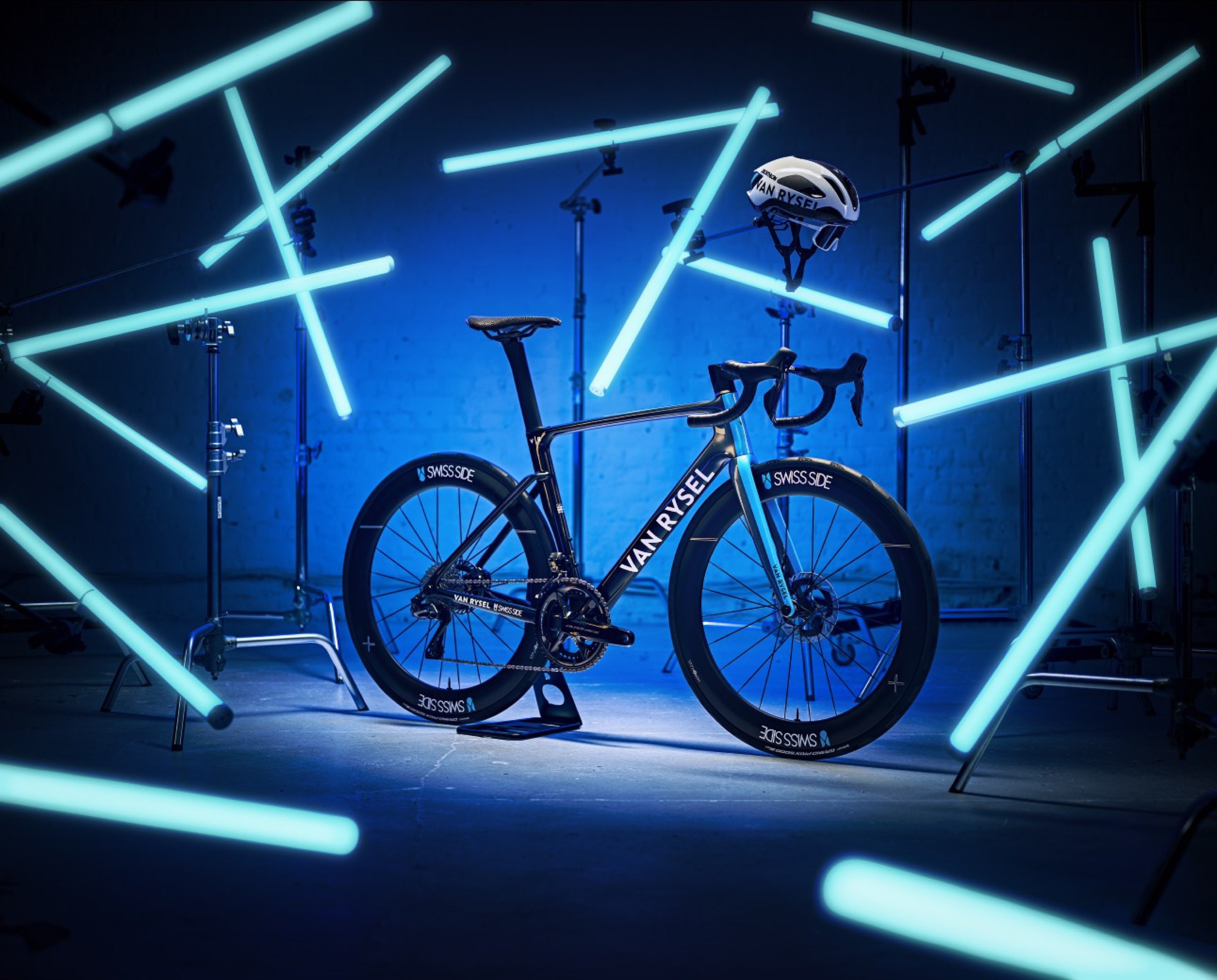 Велокоманда ag2r la mondiale 2020г