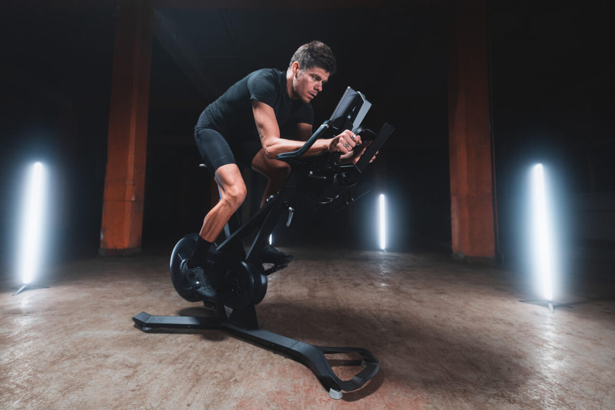 Neuer Heimtrainer Decathlon Challenge Bike: Aero auf dem Ergometer