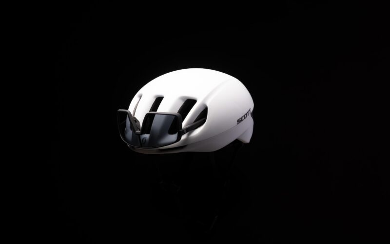 Neuer Scott Cadence Plus Aero Helm: 10 Sekunden auf 40 km schneller?