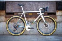 Neues Scarab Paramo Integrated: Buntes Custom-Gravel-Bike aus Stahl