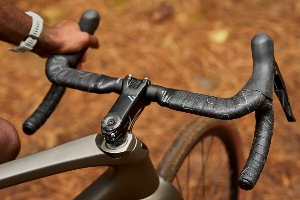 Neue Pro Discover Aero Carbon Lenker & Vorbau: Schnittiger Graveln mit Dyneema
