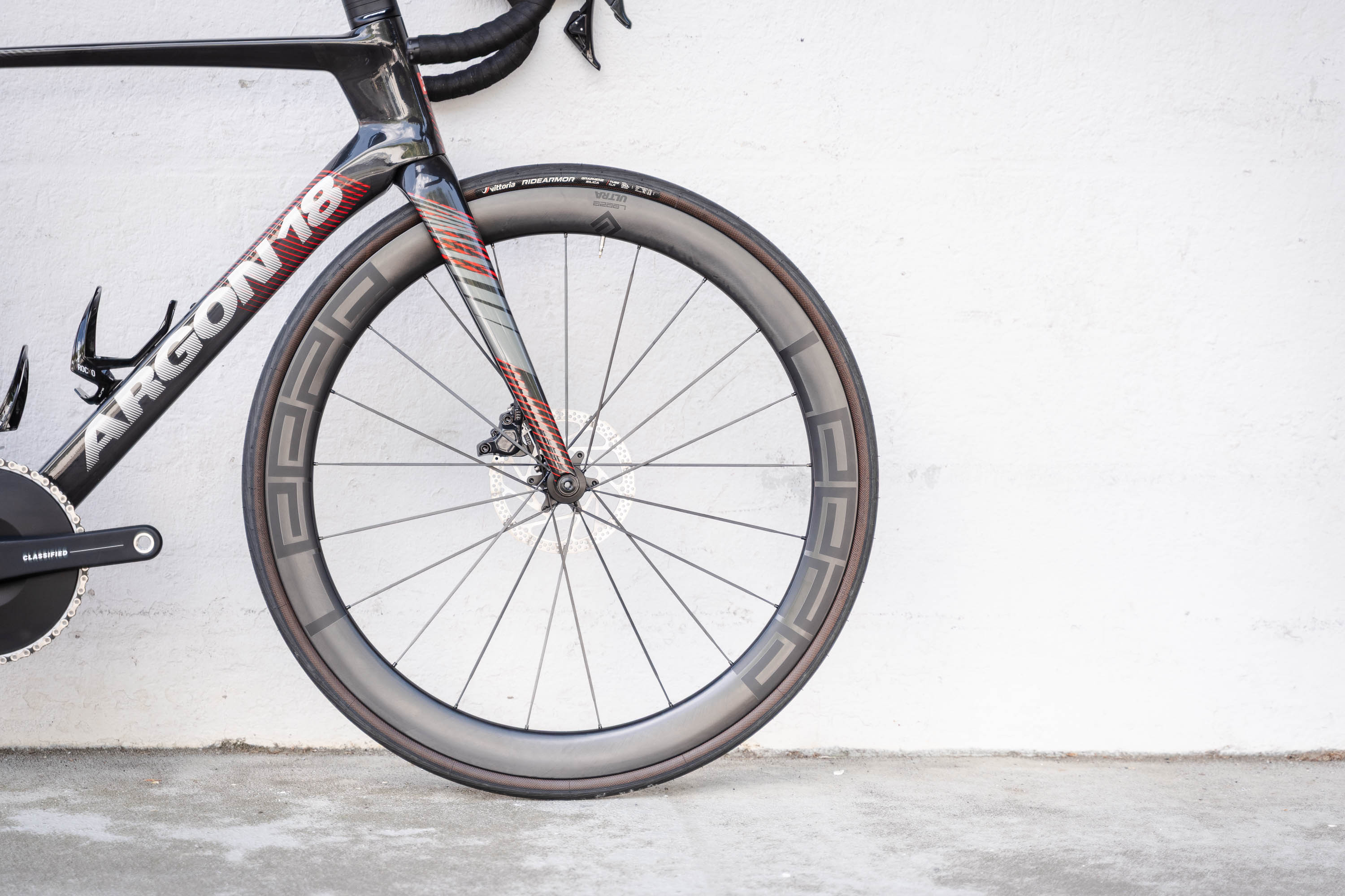 Leeze-CC-50-Disc-Ultra-Vorgestellt-Aerodynamisch-stabil-und-ultra-agil