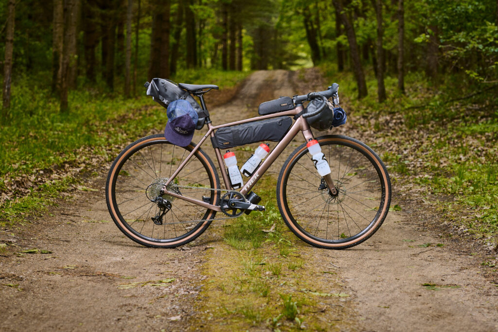 Neues-Trek-Checkpoint-ALR-Gen-3-Gravel-Vielseitigkeit-zum-Einstiegspreis