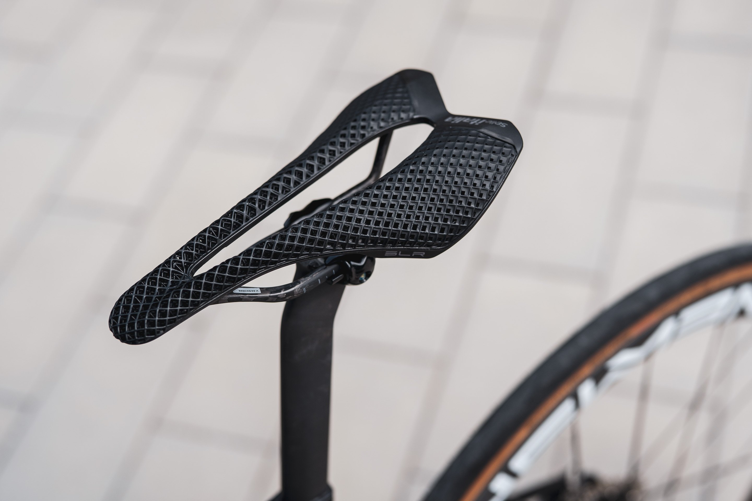 neuer-selle-italia-slr-sattel-nachgesch-rft-und-abgespeckt