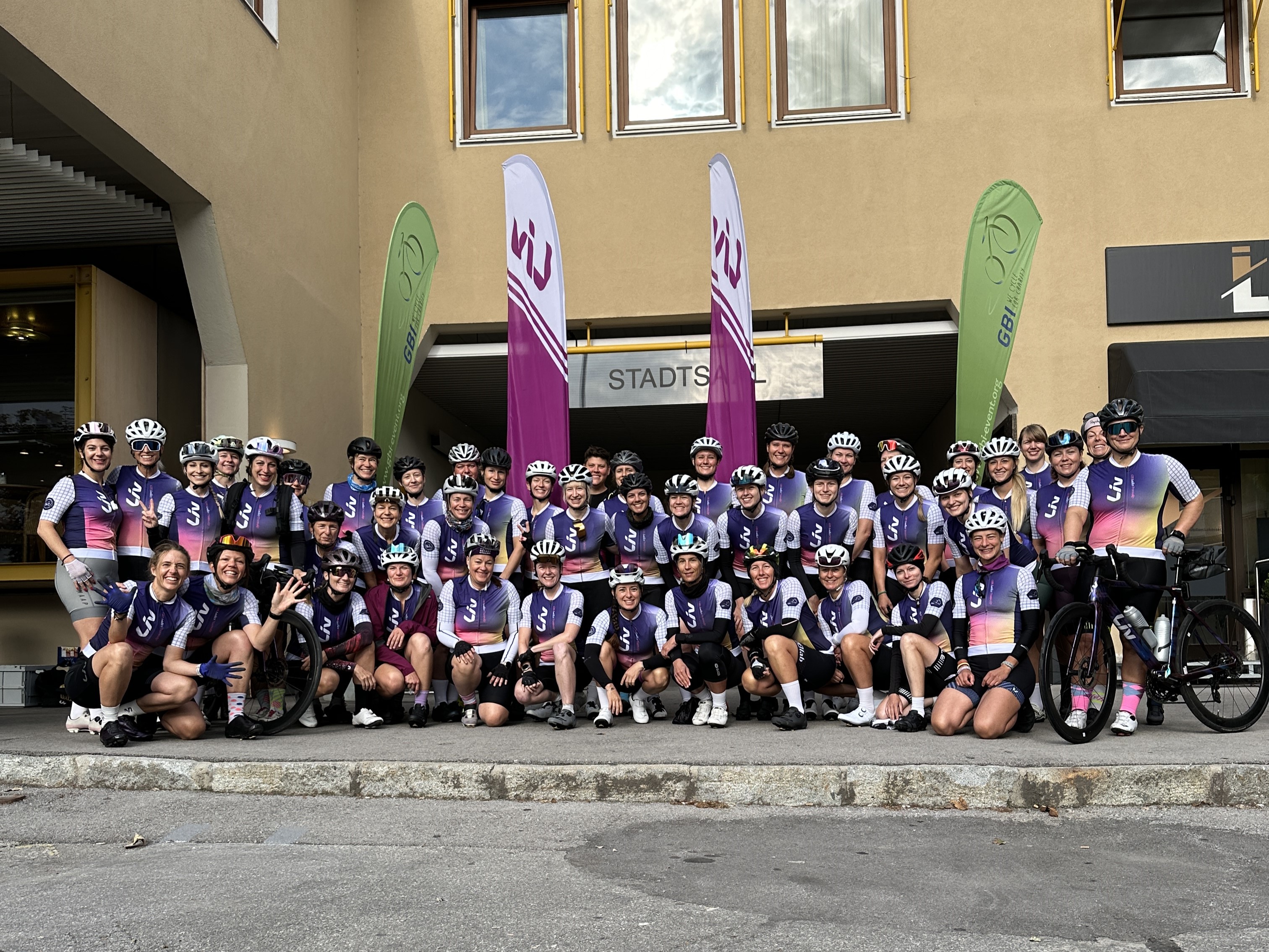 GBI-Ladies-Transalp-steht-in-den-Startl-chern-Alpen-berquerung-f-r-die-Endometriose-Forschung