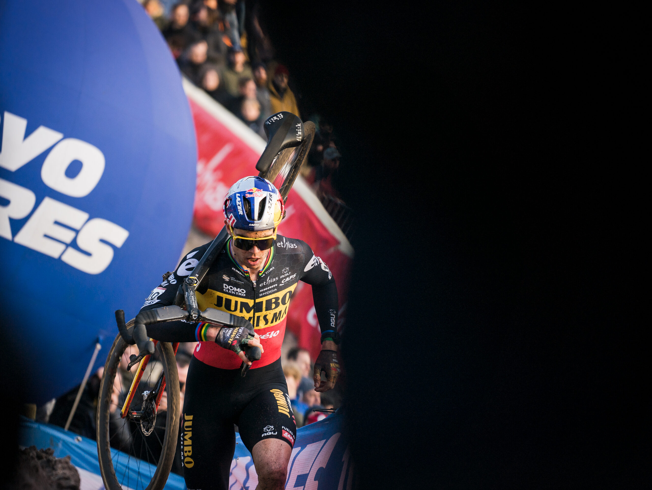 cyclocross-rivalen-wieder-am-start-van-aert-gegen-van-der-poel-in-5-rennen